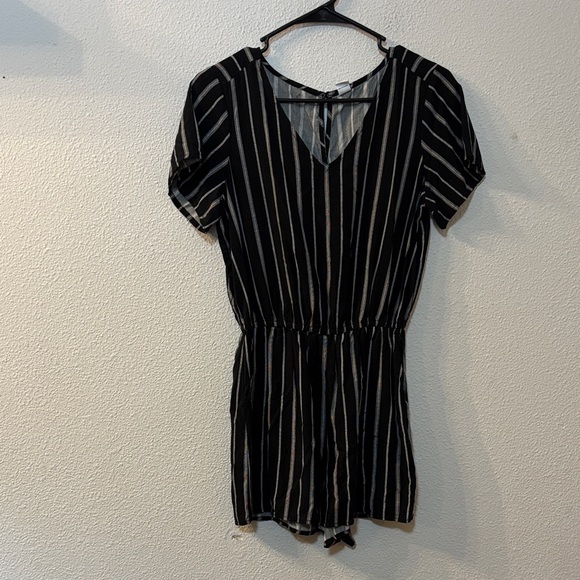 Old Navy Black and White Striped Romper - Picture 1 of 8